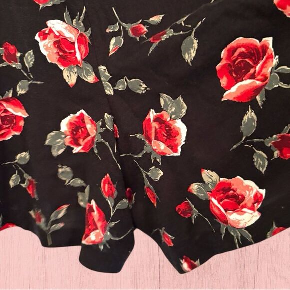 90s vintage black short sleeve romper rose print - Picture 4 of 11